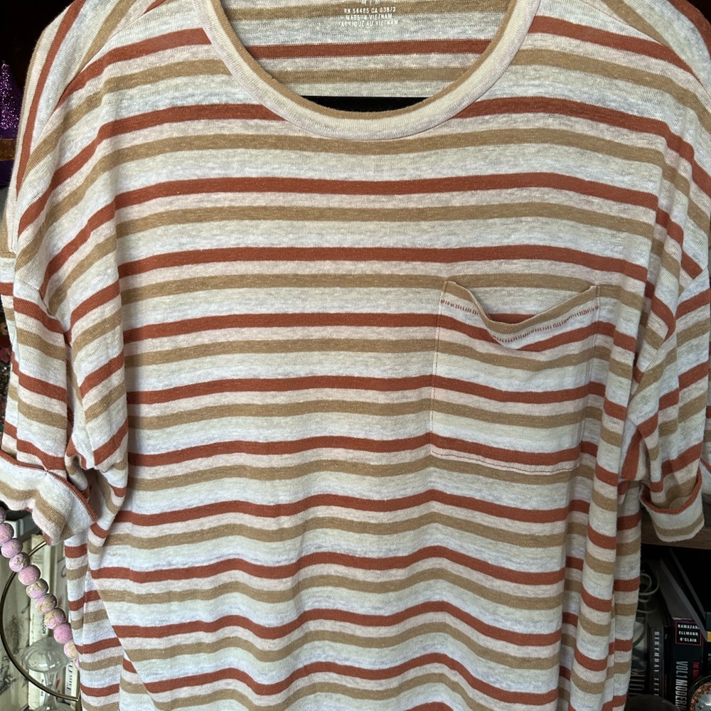Aerie striped tan, white and burnt orange tee sz medium - Picture 4 of 5